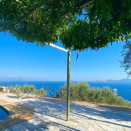 Villa Paleopetres Marnie - Private Pool - Sea Views - Nissaki - North East Coast - Niszáki