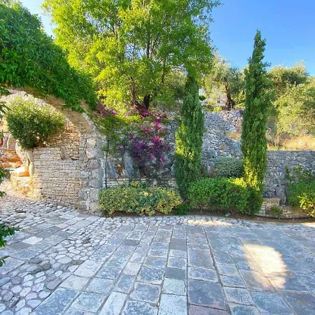 Paleopetres Marnie - Private Pool - Sea Views - Nissaki - North East Coast - ニサキオン